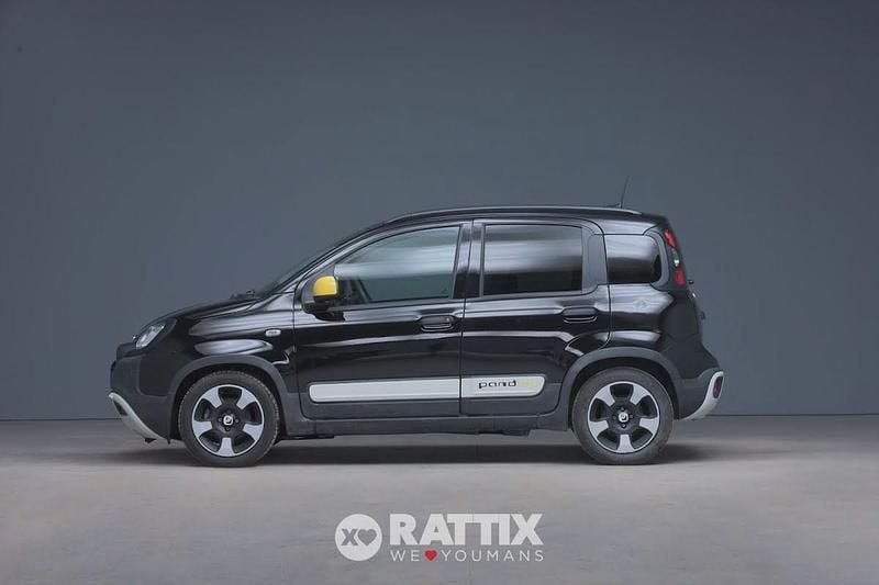Usata Fiat Panda Cross Cross 69 CV (50 kW) 2025 Nero Utilitaria