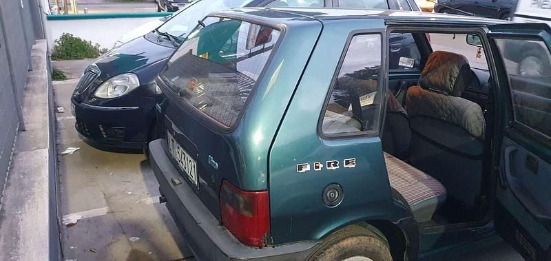 Usata Fiat Uno 45 CV (33 kW) 1993 Verde Utilitaria