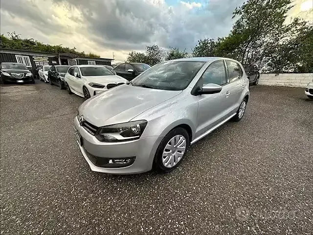 Usata VW Polo Comfortline 75 CV (55 kW) 2013 Bianco Utilitaria