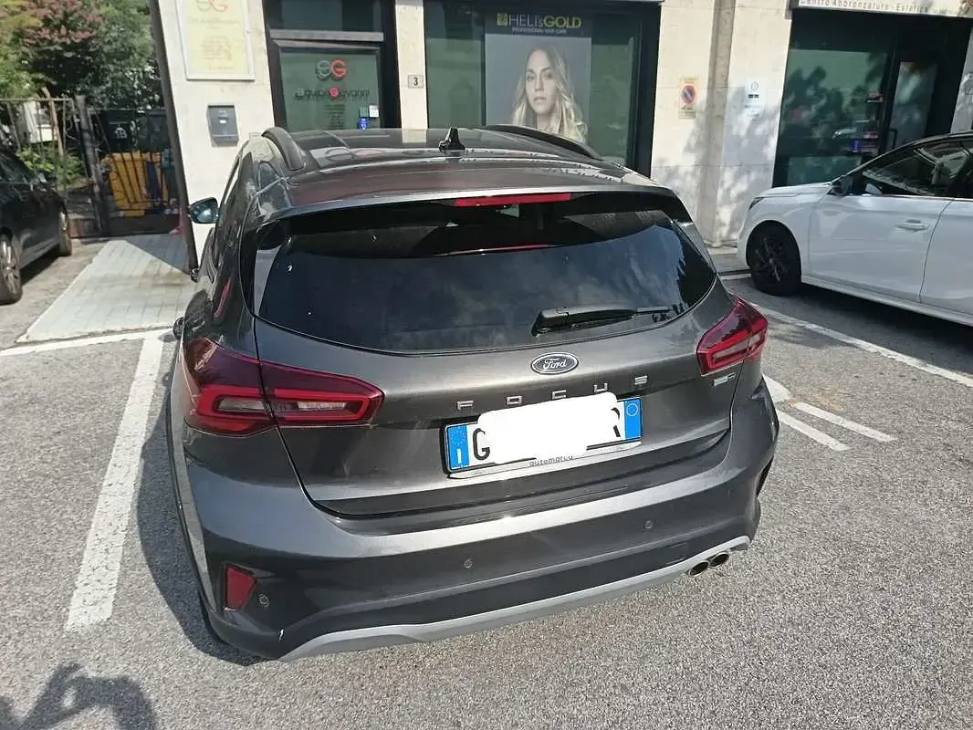 Usata Ford Focus ST-Line 125 CV (91 kW) 2023 Berlina
