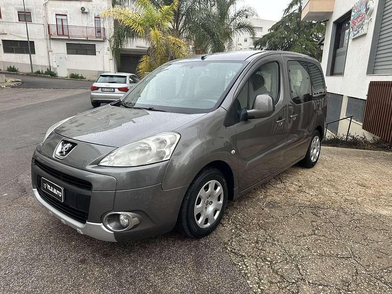 Other Usata 2008 Peugeot Partner Tepee Premium Monovolume | 5650 € (Cara) - Immagine 1/4