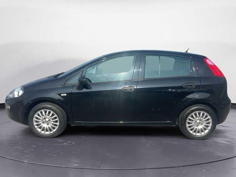 Usata Fiat Punto Street 69 CV (50 kW) 2018 Nero Utilitaria