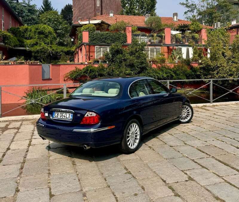 Usata Jaguar S-Type S 238 CV (175 kW) 2002 Blu/azzurro Berlina