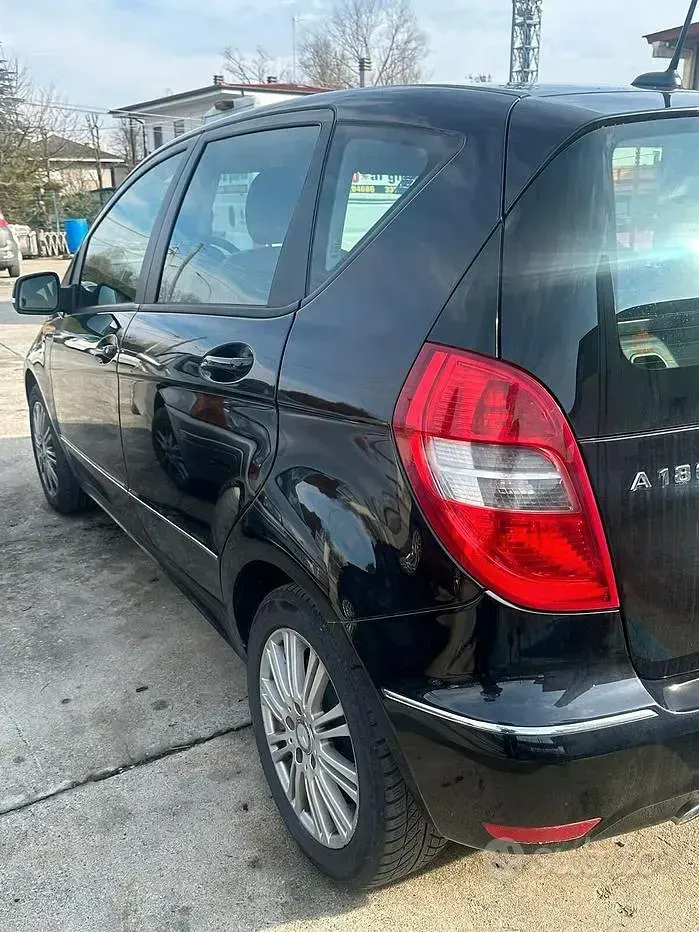 Usata Mercedes A180 Executive 109 CV (80 kW) 2013 Nero Berlina