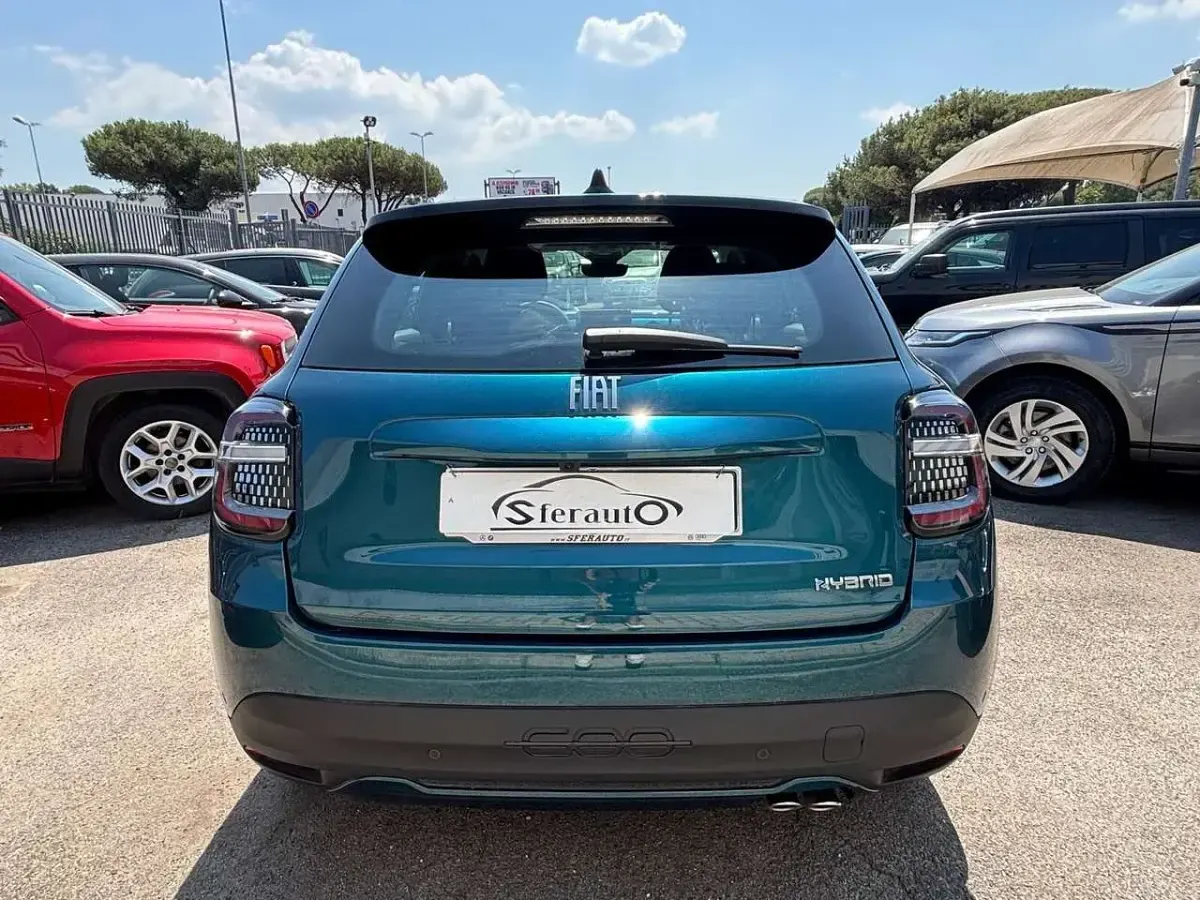 Usata Fiat 600 136 CV (100 kW) 2025 Verde SUV