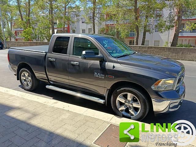 Grigio Usata 2015 Dodge Ram Pick-up | 30.800 € - Immagine 1/4