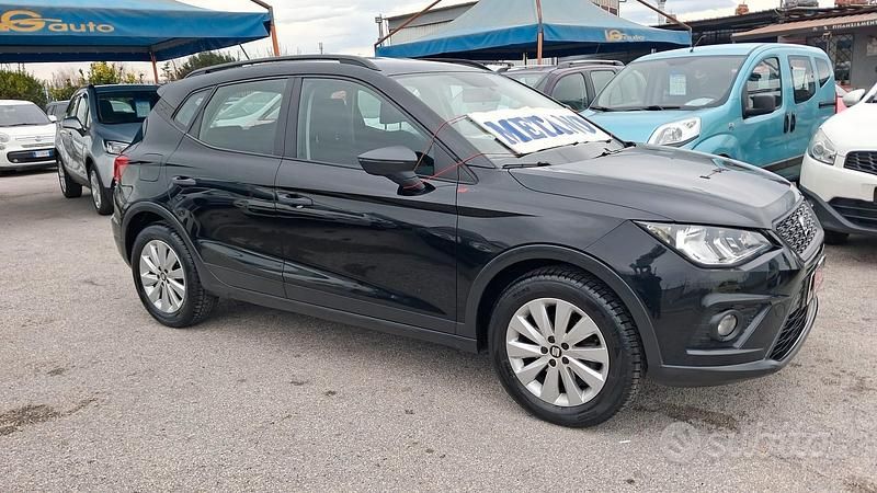Usata Seat Arona 89 CV (65 kW) 2021 Nero SUV