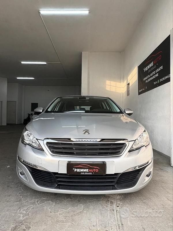 Usata Peugeot 308 SW 120 CV (88 kW) 2015 Station wagon