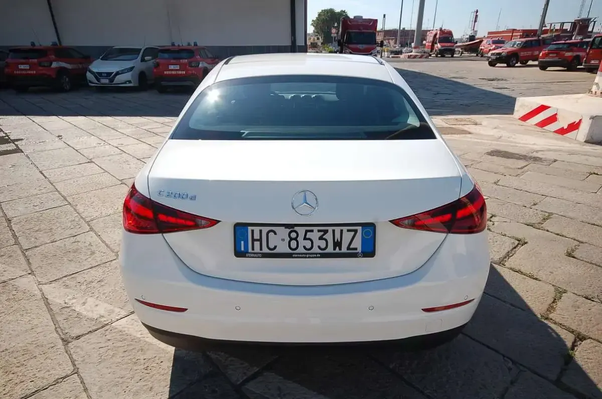 Usata Mercedes C200 Premium 163 CV (119 kW) 2023 Berlina