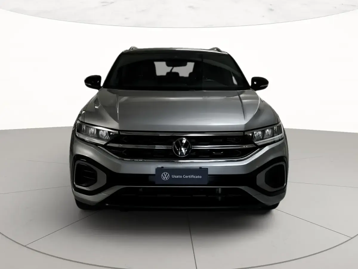 Usata VW T-Roc R-line 110 CV (80 kW) 2023 Pyrit silver metallizzato nero SUV
