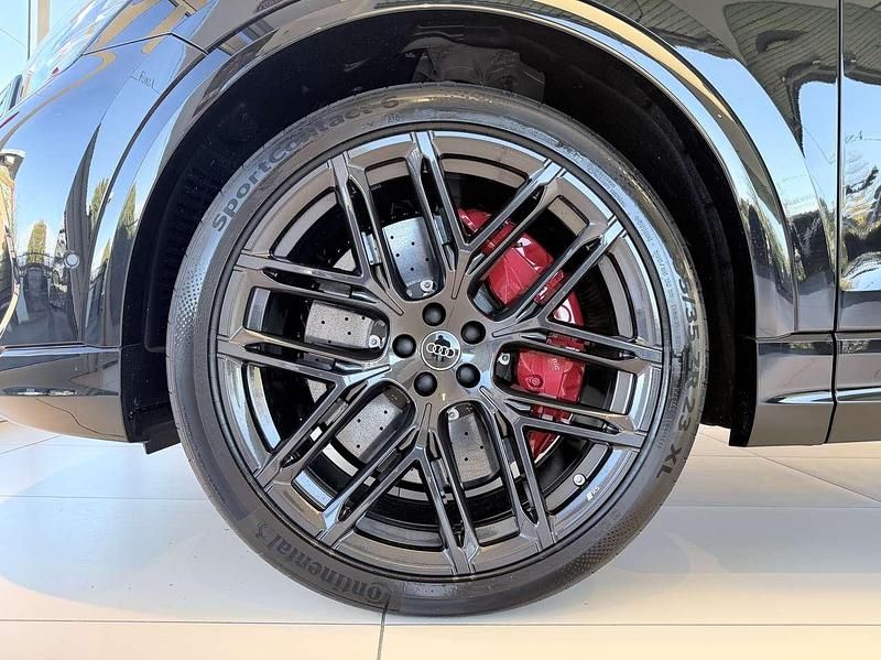 Nuova Audi RS Q8 Performance 640 CV (470 kW) 2025 Nero mhytos SUV