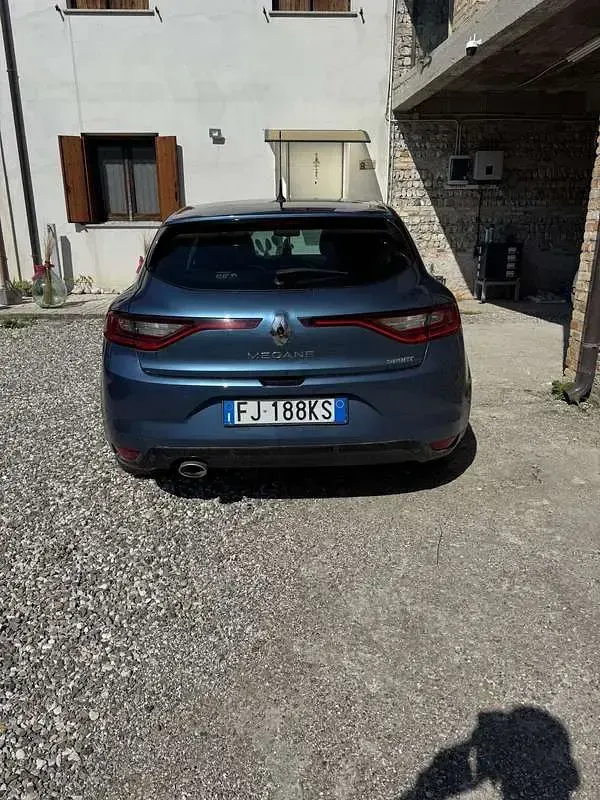 Usata Renault Mégane IV Intens 110 CV (80 kW) 2017 Berlina