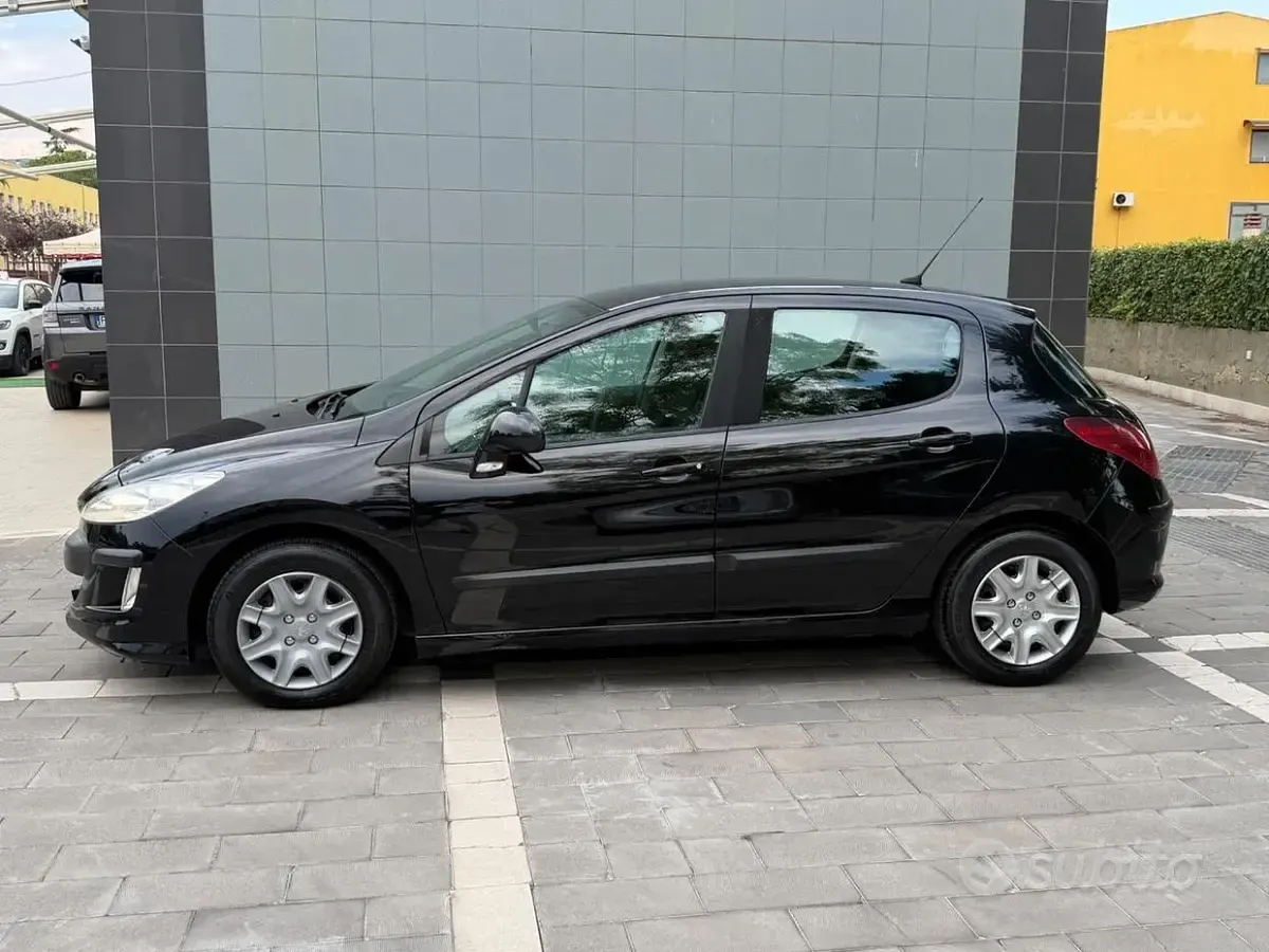 Usata Peugeot 308 Premium 90 CV (66 kW) 2010 Nero Berlina