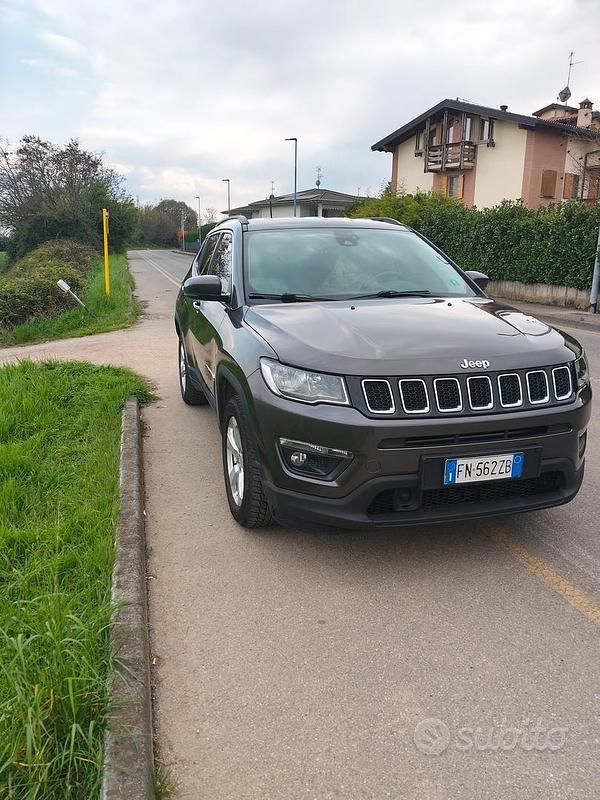 Usata Jeep Compass 2017 Grigio SUV