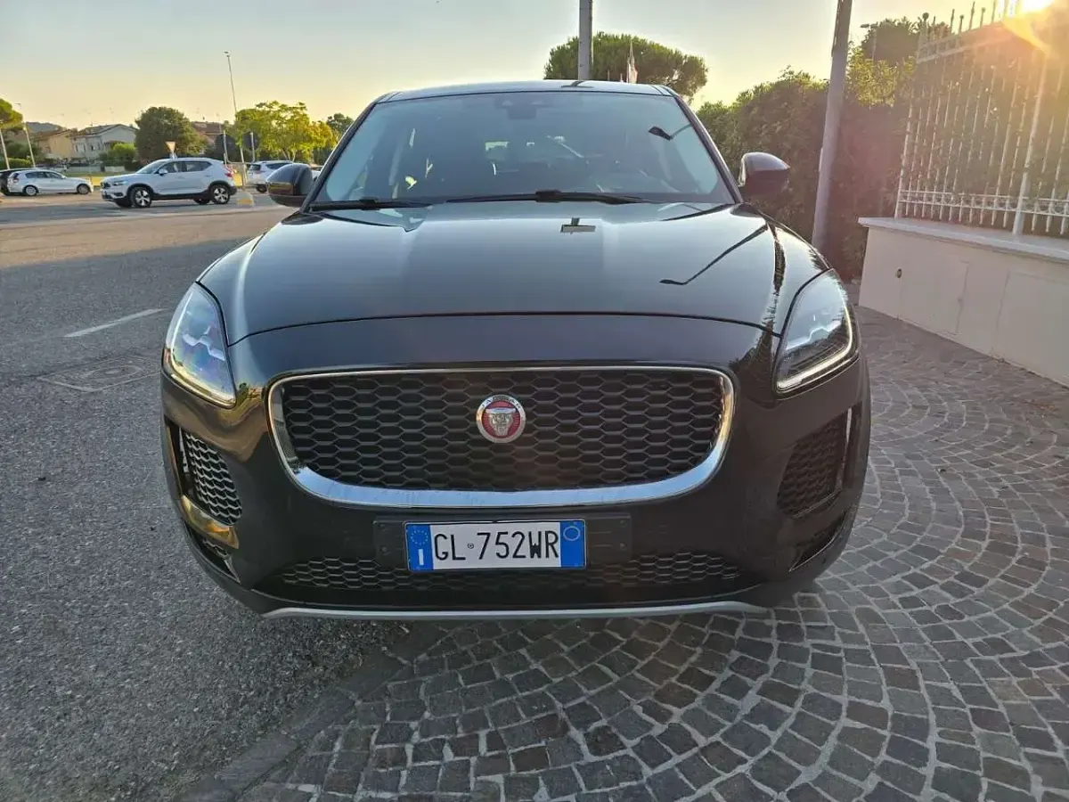 Usata Jaguar E-Pace R-Dynamic 150 CV (110 kW) 2018 Nero SUV