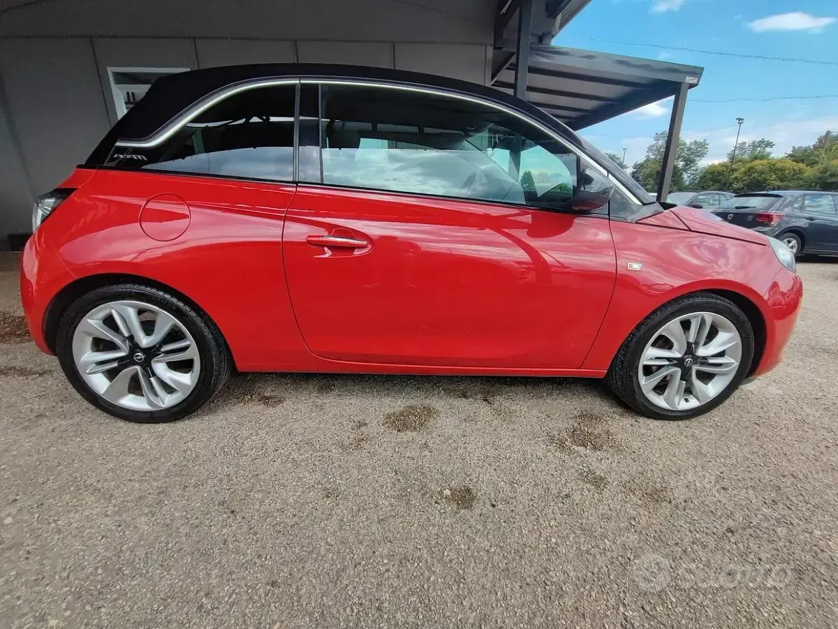 Usata Opel Adam Slam 69 CV (50 kW) 2017 Rosso Utilitaria