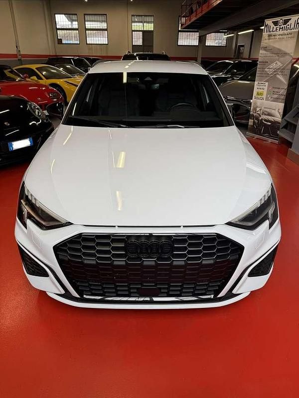 Usata Audi A3 S-Line 150 CV (110 kW) 2022 Bianco Berlina