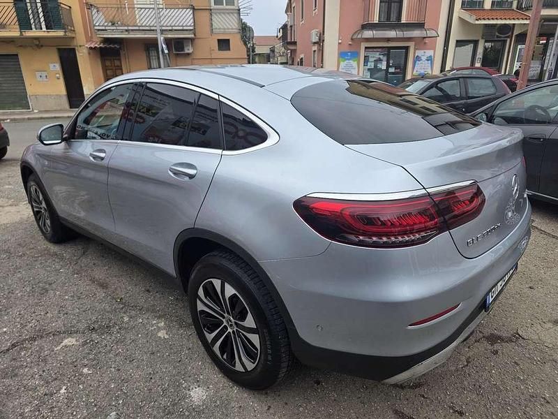 Usata Mercedes GLC300e 194 CV (142 kW) 2022 SUV