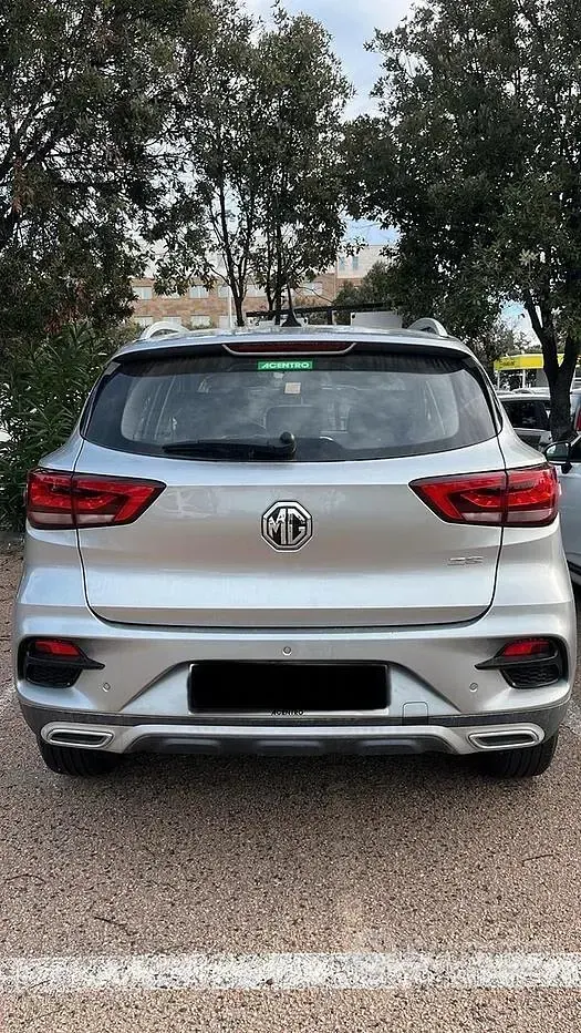 Usata MG ZS Luxury 111 CV (81 kW) 2022 Grigio SUV