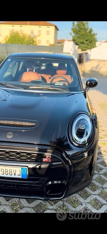 Usata Mini Cooper S 178 CV (130 kW) 2022 Nero Utilitaria
