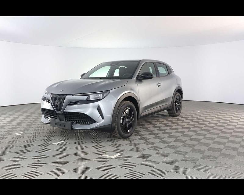 Nuova Alfa Romeo Junior 136 CV (100 kW) 2026 Grigio arese SUV