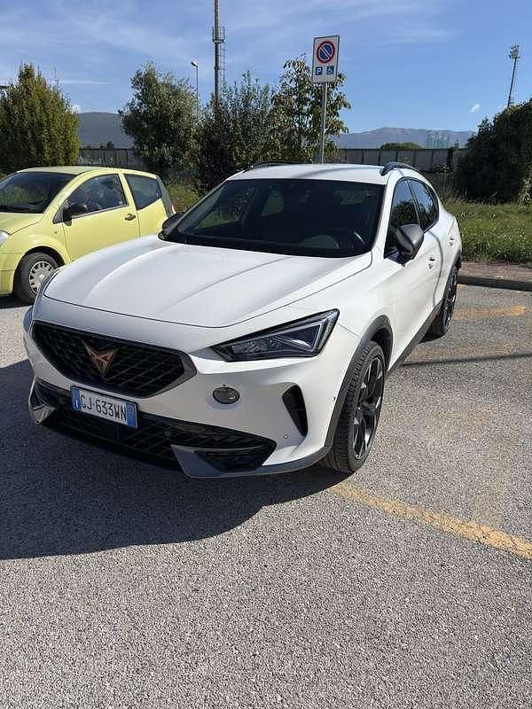 Usata 2022 Cupra Formentor SUV | 25.000 € (Buon prezzo) - Immagine 1/4