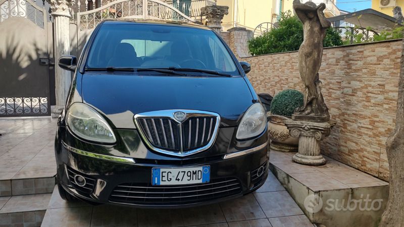 Nero Usata 2011 Lancia Musa Monovolume | 3300 € - Immagine 1/4