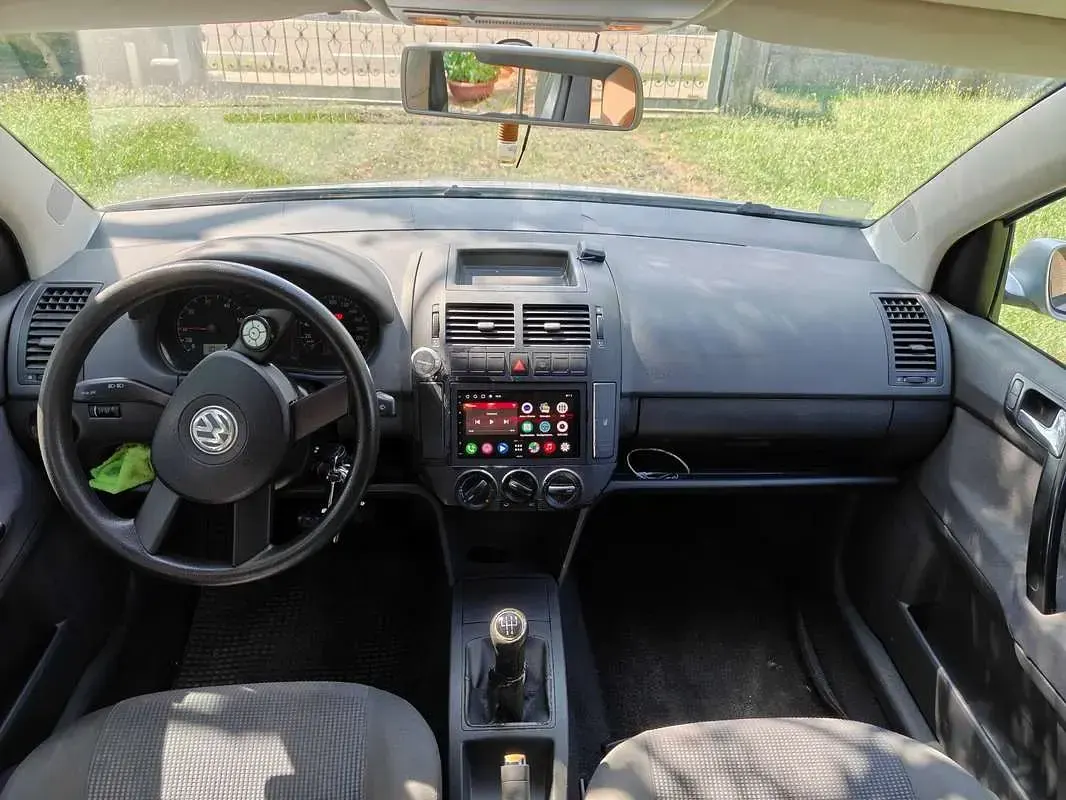 Usata VW Polo Comfortline 64 CV (47 kW) 2004 Grigio Utilitaria