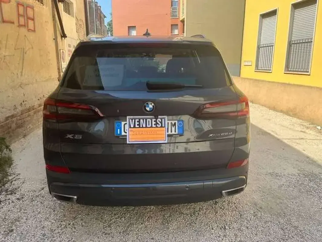 Usata BMW X5 231 CV (169 kW) 2021 Grigio SUV