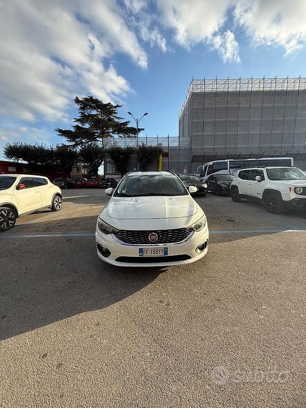 Usata Fiat Tipo 120 CV (88 kW) 2016 Bianco Station wagon