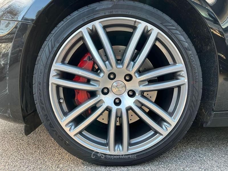 Usata Maserati Ghibli 250 CV (183 kW) 2020 Grigio Berlina