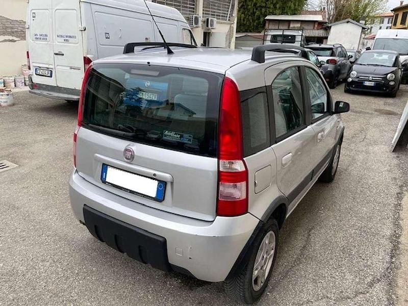 Usata Fiat Panda Climbing 60 CV (44 kW) 2008 Argento Utilitaria