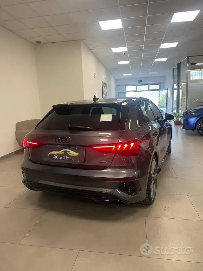Usata Audi A3 S-Line 200 CV (147 kW) 2022 Grigio Berlina
