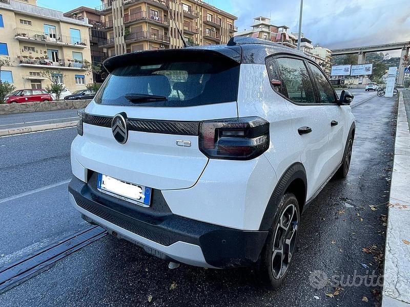 Usata Citroën C3 101 CV (74 kW) 2025 Bianco Utilitaria