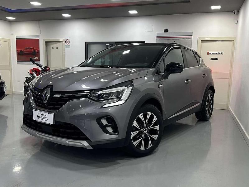 Usata Renault Captur Techno 91 CV (66 kW) 2022 Grigio SUV
