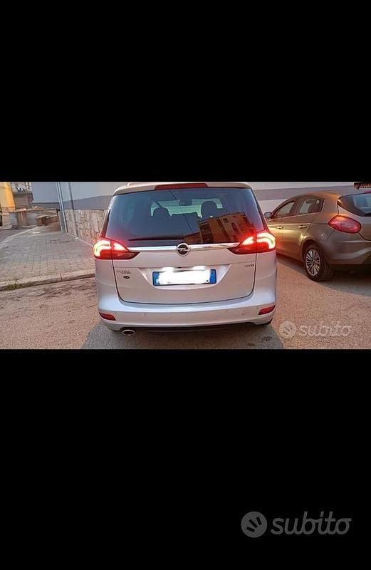 Usata Opel Zafira Tourer 131 CV (96 kW) 2016 Grigio Monovolume
