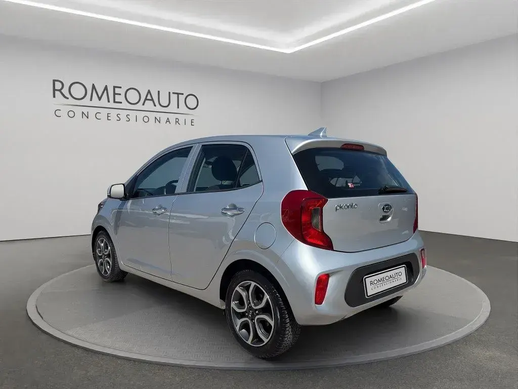 Usata Kia Picanto 67 CV (49 kW) 2018 Argento Utilitaria