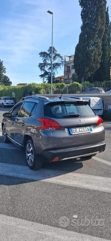 Usata Peugeot 2008 92 CV (67 kW) 2013 Grigio SUV