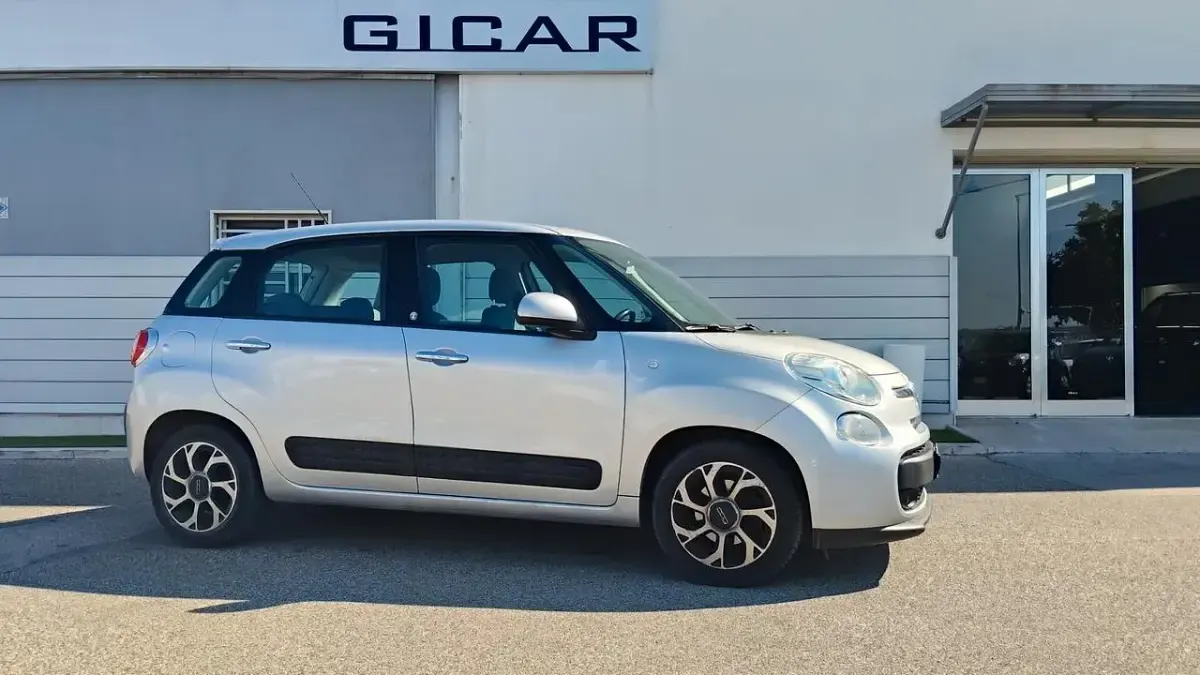 Usata Fiat 500L Living 95 CV (69 kW) 2017 Argento Monovolume