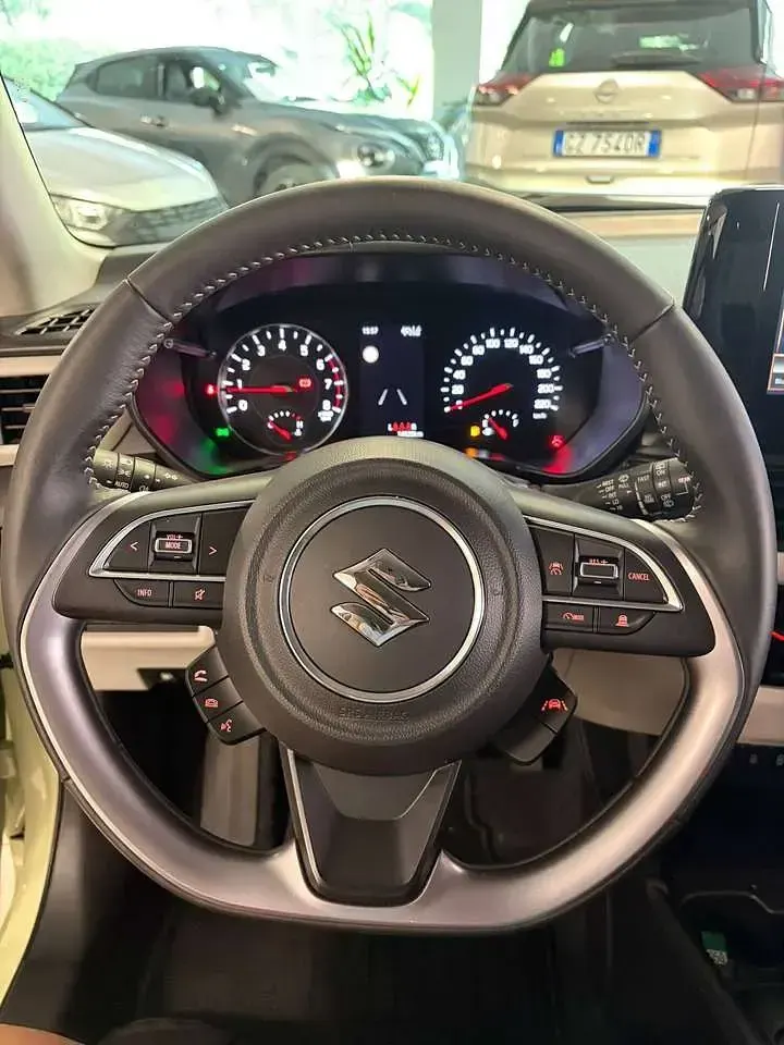 Usata Suzuki Swift 83 CV (61 kW) 2025 Other Utilitaria