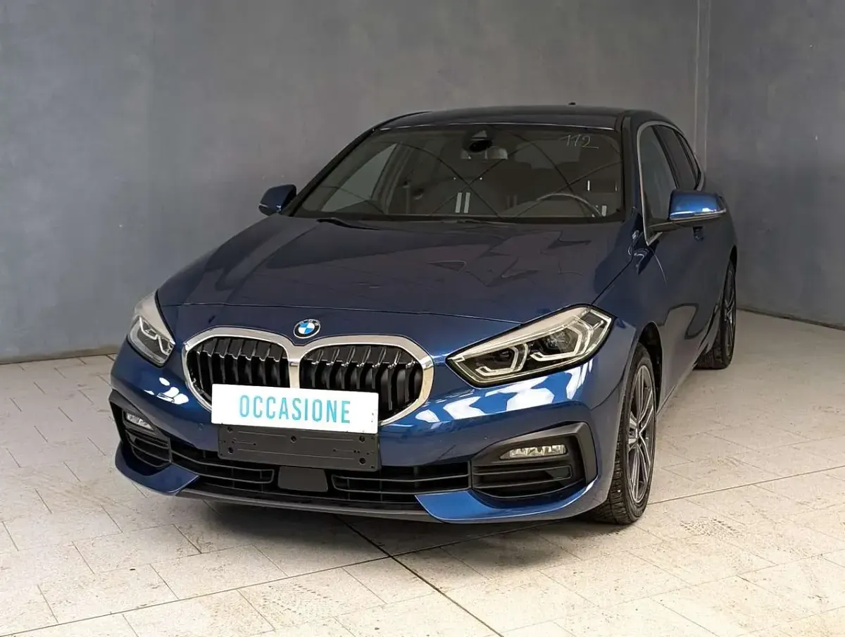 Usata BMW 118 Advantage 150 CV (110 kW) 2022 Utilitaria