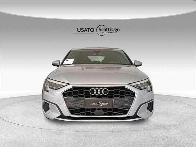 Usata Audi A3 Advanced Plus 150 CV (110 kW) 2021 Argento metallizzato Berlina
