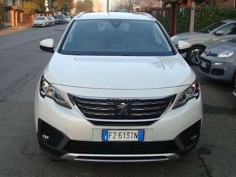 Bianco Usata 2019 Peugeot 5008 S SUV | 17.000 € (Ottimo prezzo) - Immagine 1/4