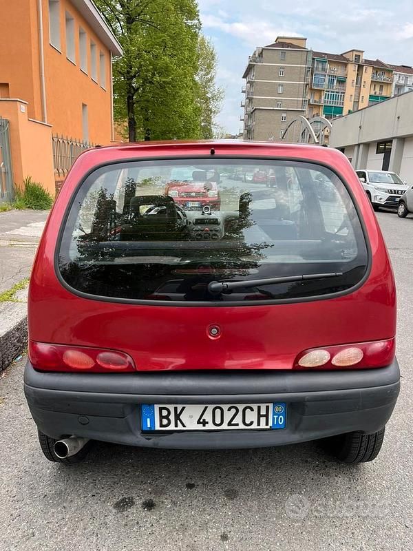 Usata Fiat 600 2000 Rosso Utilitaria