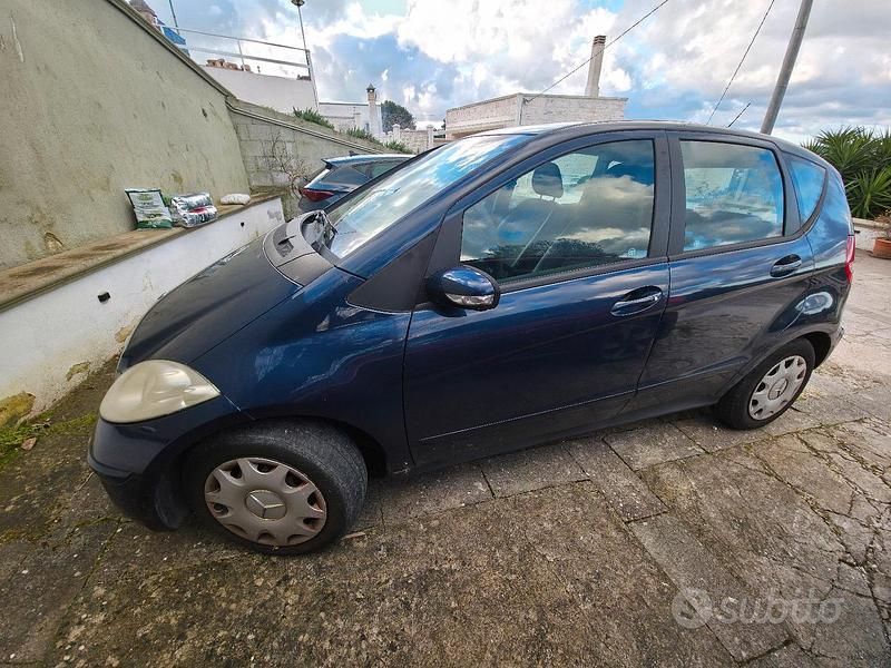Usata Mercedes A160 95 CV (69 kW) 2009 Blu Berlina