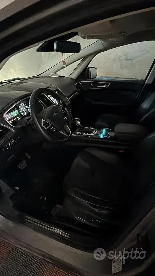 Usata Ford S-MAX 179 CV (131 kW) 2015 Monovolume