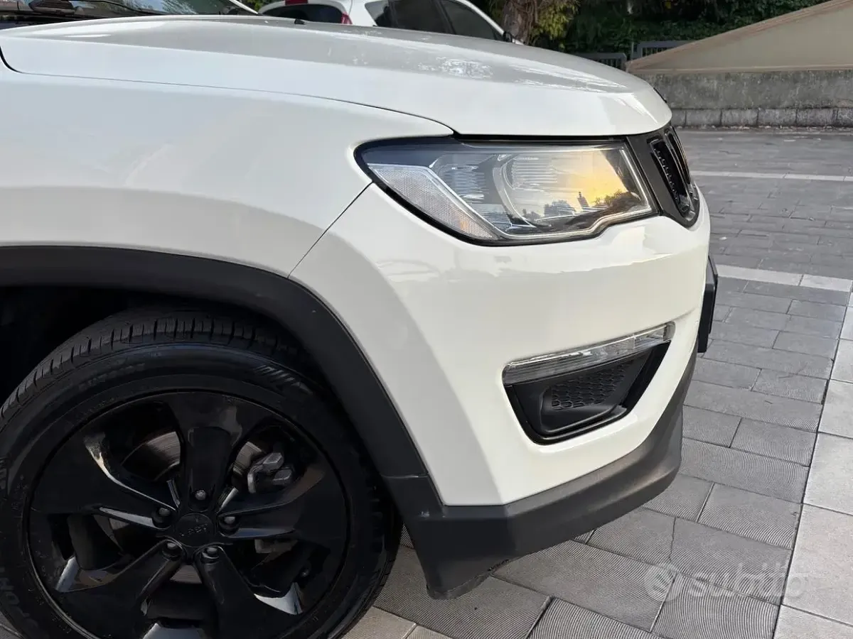 Usata Jeep Compass Night Eagle 120 CV (88 kW) 2020 Bianco SUV