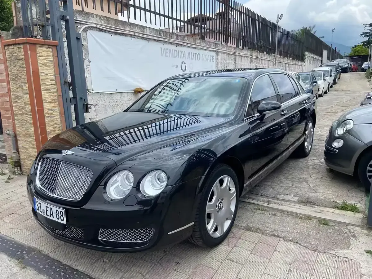 Usata Bentley Continental Flying Spur 559 CV (411 kW) 2007 Nero Berlina