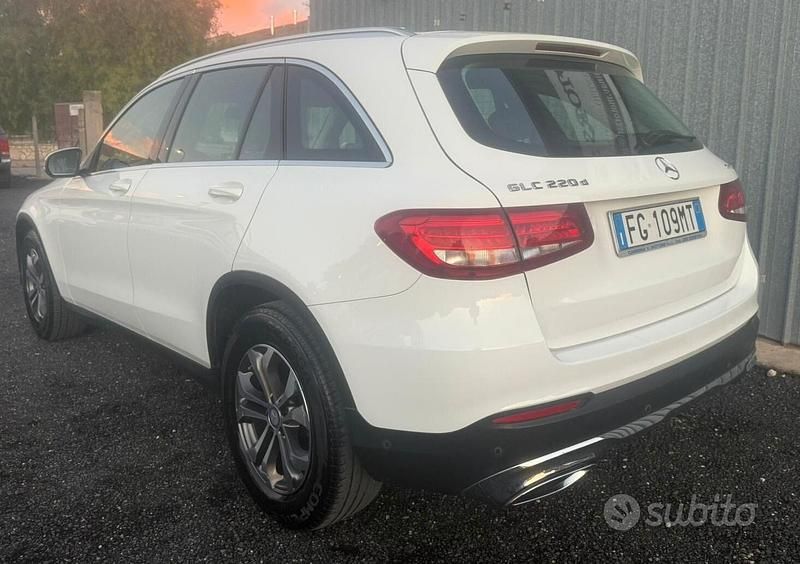 Usata Mercedes GLC220 170 CV (125 kW) 2016 Bianco Berlina
