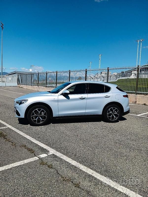 Usata Alfa Romeo Stelvio 210 CV (154 kW) 2020 Grigio SUV